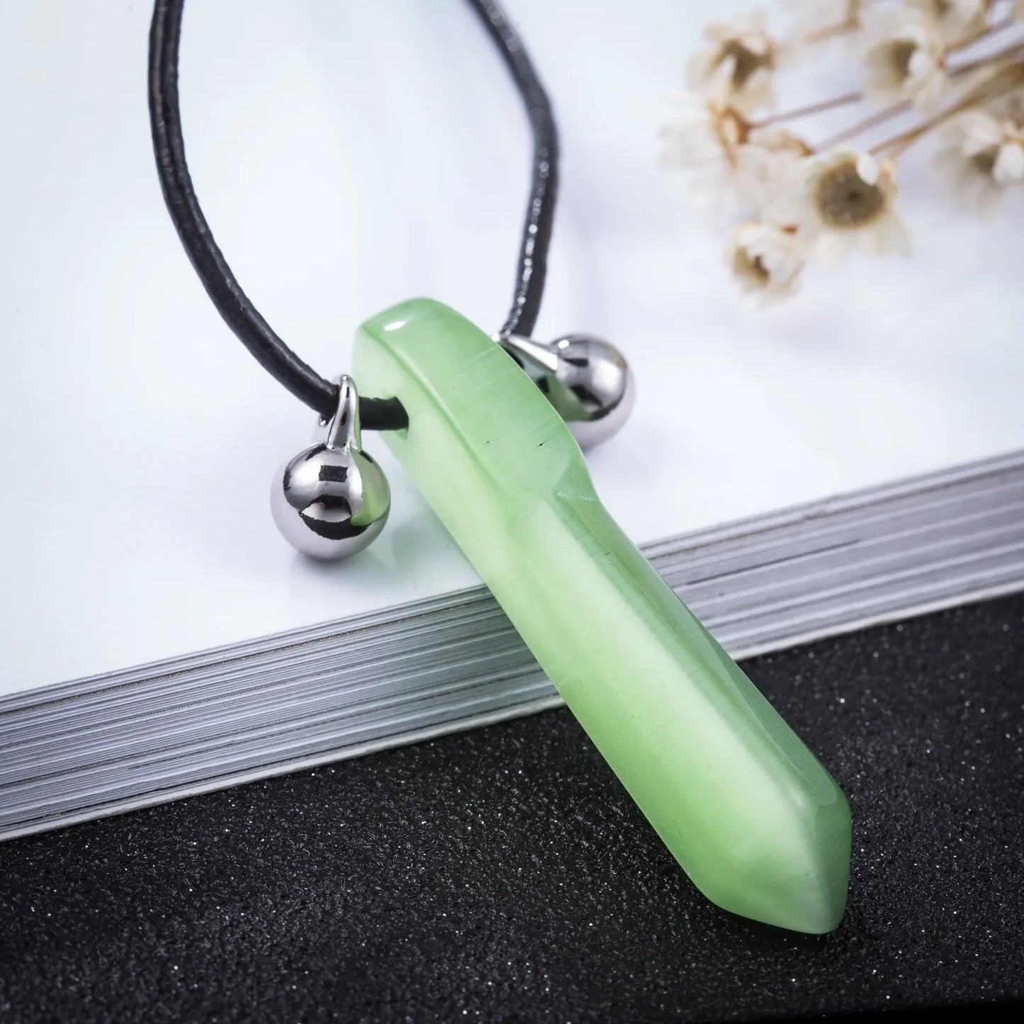 Naruto Akatsuki Red Cloud Necklace – Anime Konoha Pendant & Cosplay Jewelry Collection