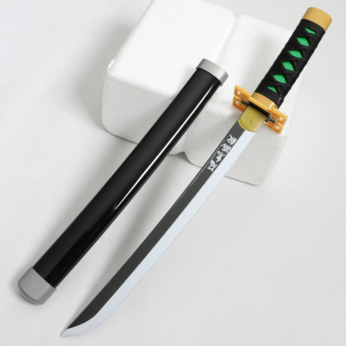 16-Inch Demon Slayer Mini Katana – Anime Toy Sword & Cosplay Prop Replica