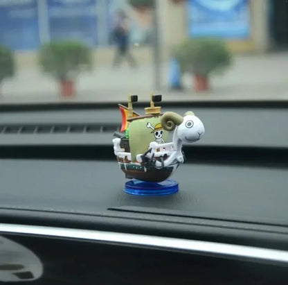 One Piece Mini Ship Figure Model – Thousand Sunny & Going Merry Desktop Statues