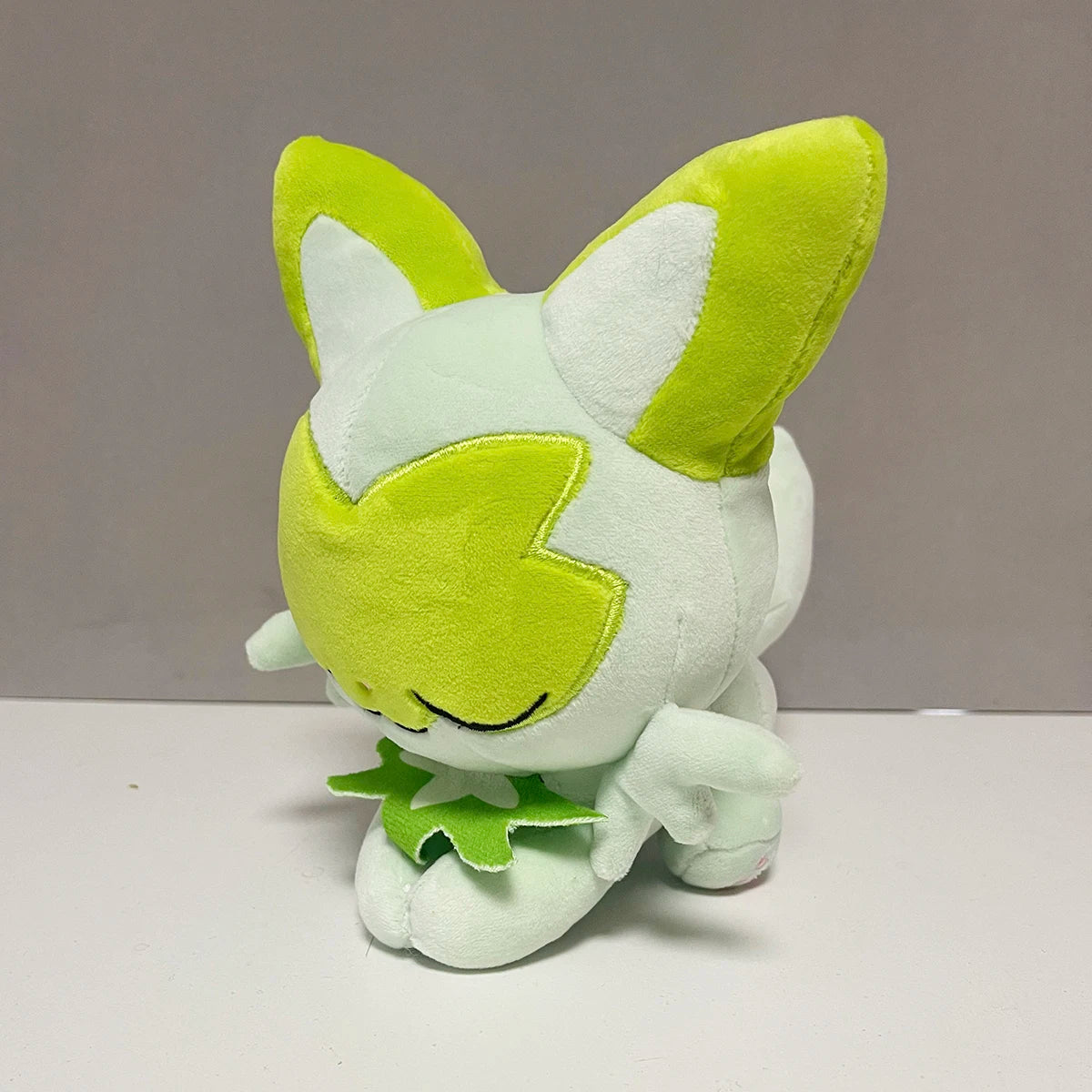 New World Scouts plushies featuring Pawmi and Sprigatito 22cm high-fidelity artifacts.