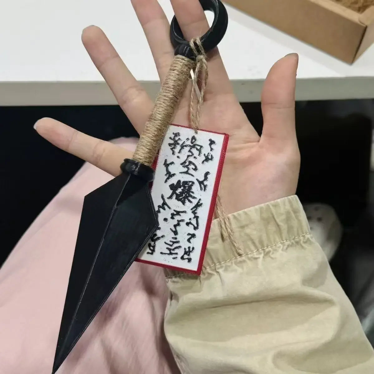 Naruto Cosplay Kunai & Shuriken Fridge Magnet / Pen Set