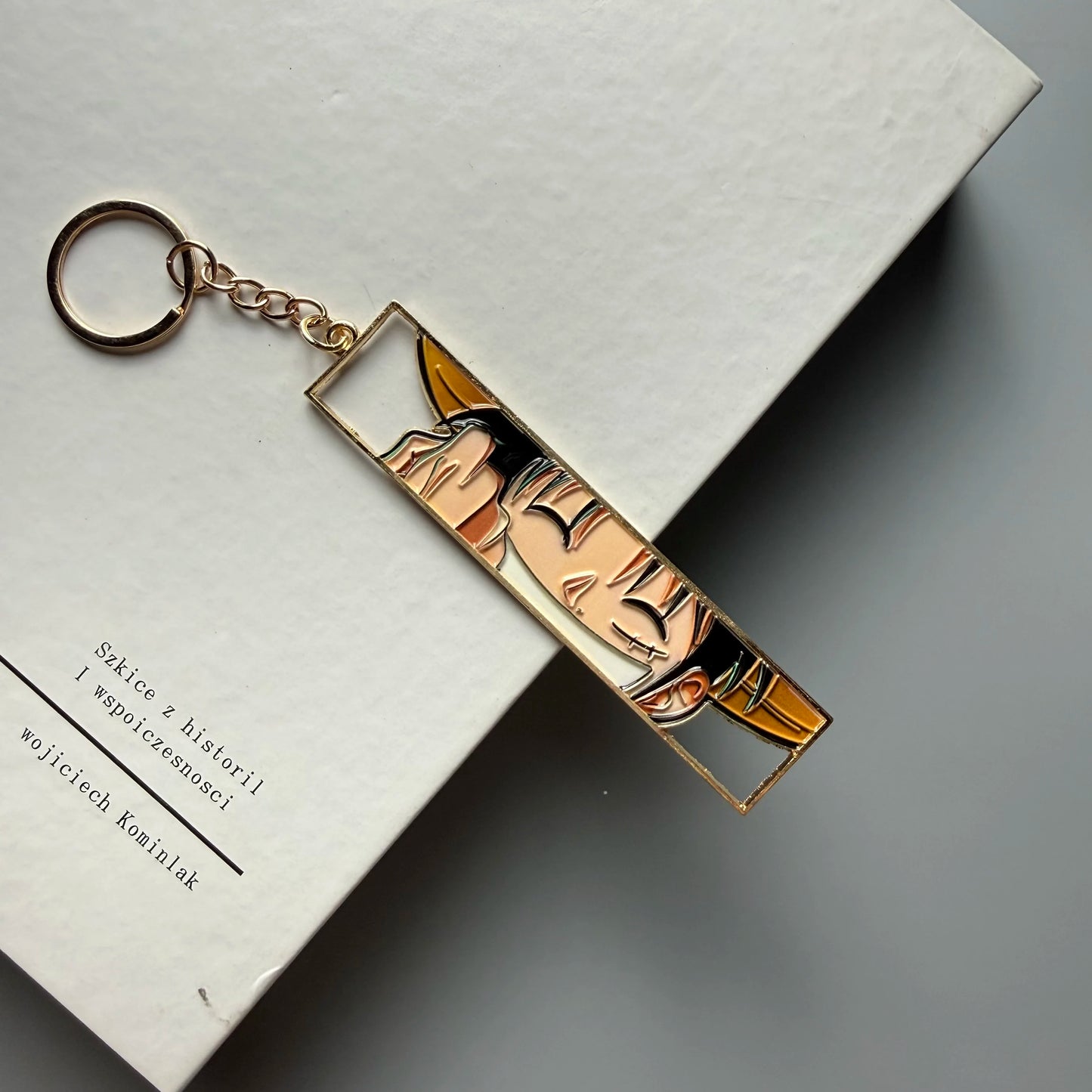 One Piece Hollow-Out Metal Bookmark & Keychain – Gold Anime Bag Tag